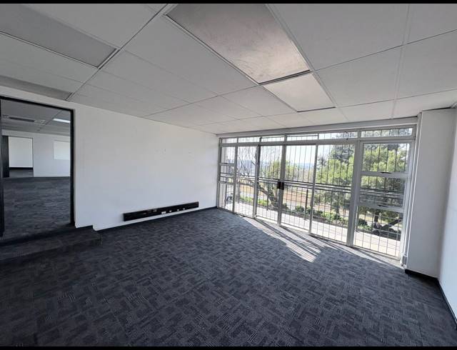 193M² OFFICE TO LET IN KYALAMI